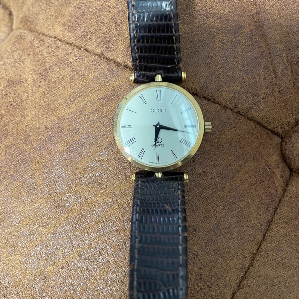 Gucci Men’s Vintage Quartz Watch - Needs New Battery